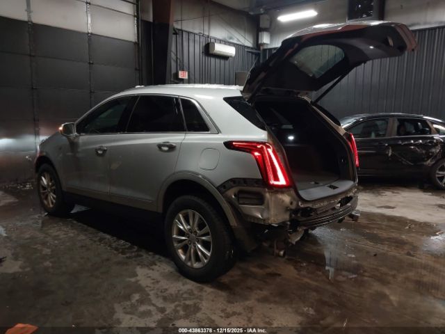 2020 CADILLAC XT5 1GYKNBR46LZ183605 Photo 2