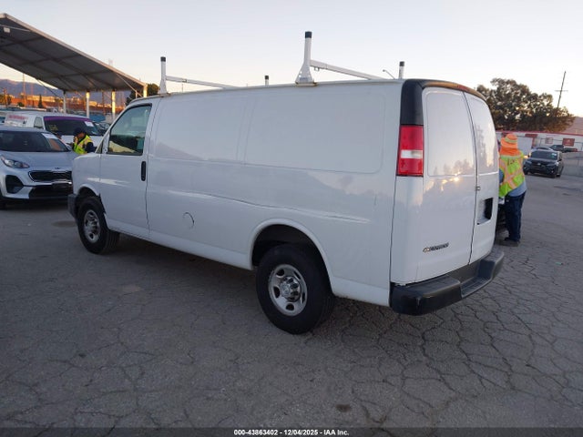 1GCWGAFP0K1169786 Chevrolet Express 2500 Work Van