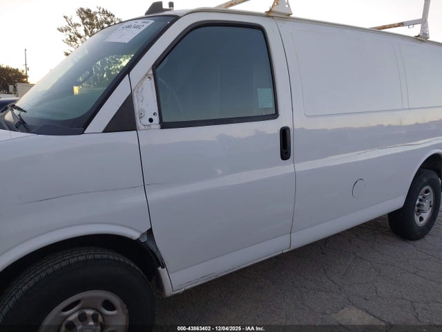 1GCWGAFP0K1169786 Chevrolet Express 2500 Work Van