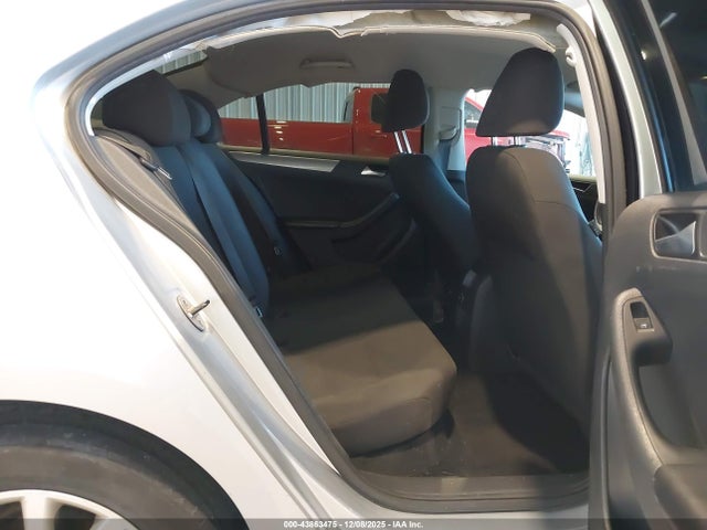 3VWD07AJ7FM209529 Volkswagen Jetta 1.8t Se