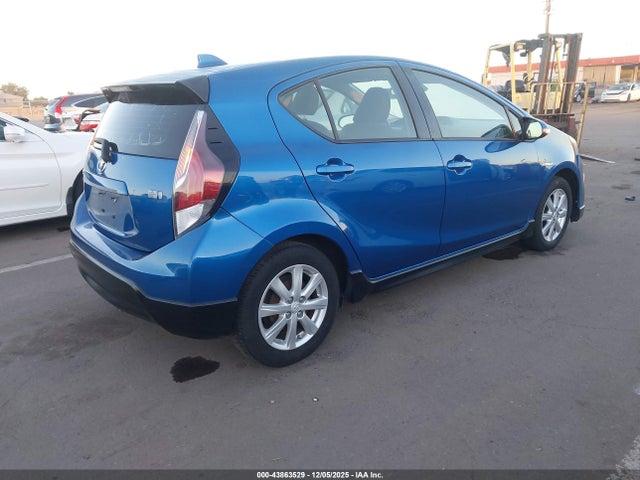 JTDKDTB35H1593642 Toyota Prius C Two