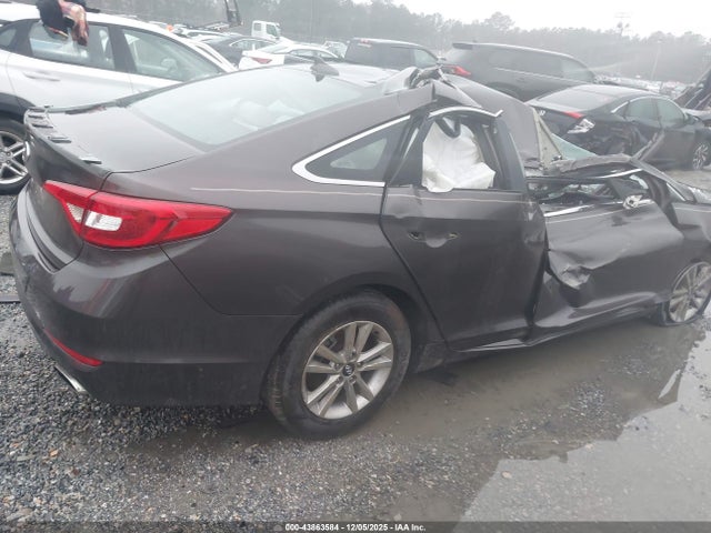 Hyundai SONATA SE 2015 5NPE24AF3FH202773 Image 4