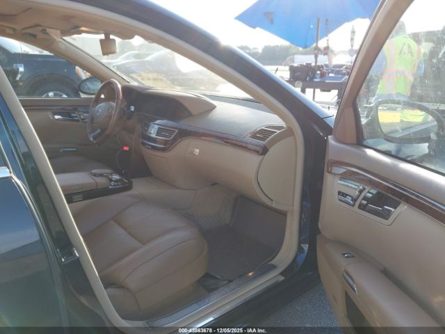 2009 MERCEDES-BENZ S 550 WDDNG86X39A255016 Photo 4