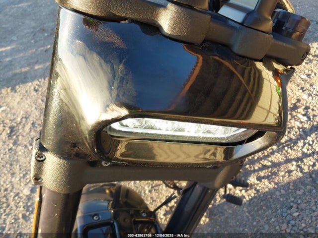 Harley-Davidson FXFBS 2021 1HD1YLK28MB045385 Image 15