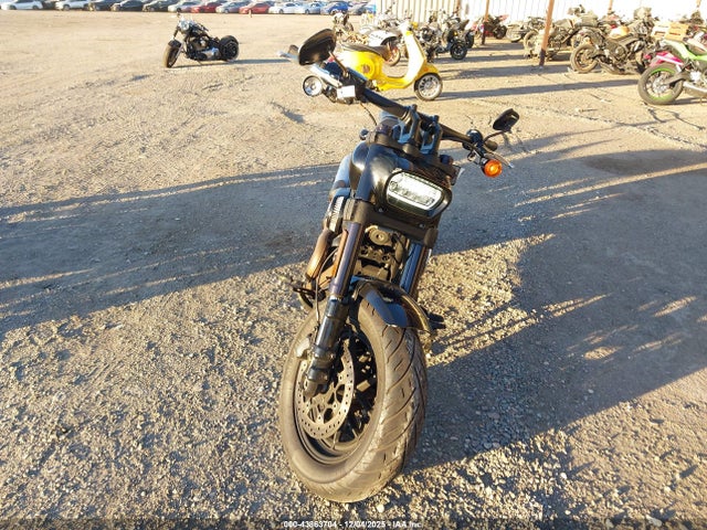 2021 HARLEY-DAVIDSON FXFBS 1HD1YLK28MB045385 Photo 4