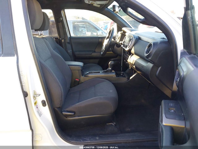3TMAZ5CNXHM042389 Toyota Tacoma Sr5 V6/trd Off Road/trd Sport