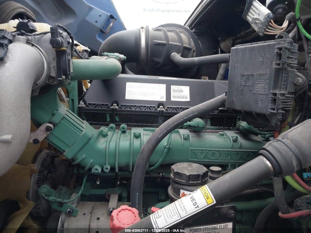 4V4WC9EH0LN267249 Volvo VNR