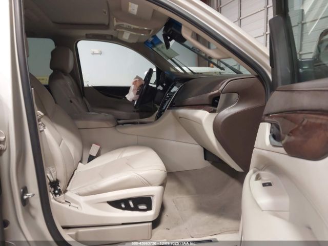 2015 CADILLAC ESCALADE 1GYS4BKJ3FR158085 Photo 4