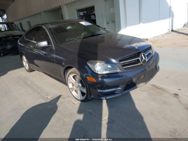 2013 MERCEDES-BENZ C 250 WDDGJ4HB8DF988565