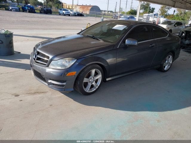 2013 MERCEDES-BENZ C 250 WDDGJ4HB8DF988565 Photo 1