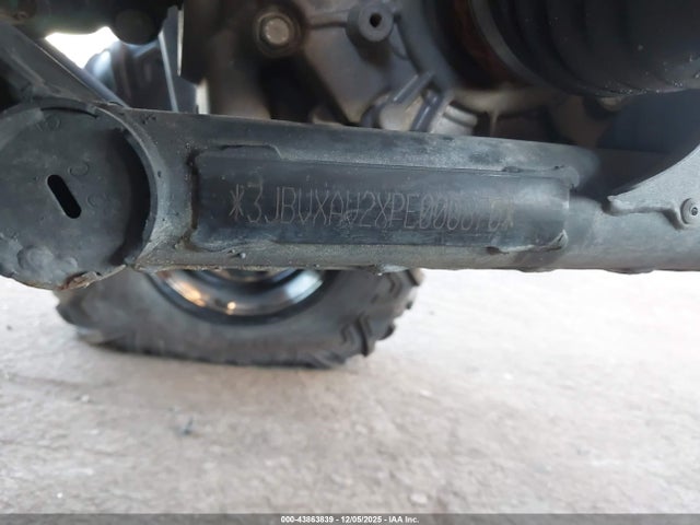2023 CAN-AM MAVERICK X3 3JBVXAV2XPE000870 Photo 9