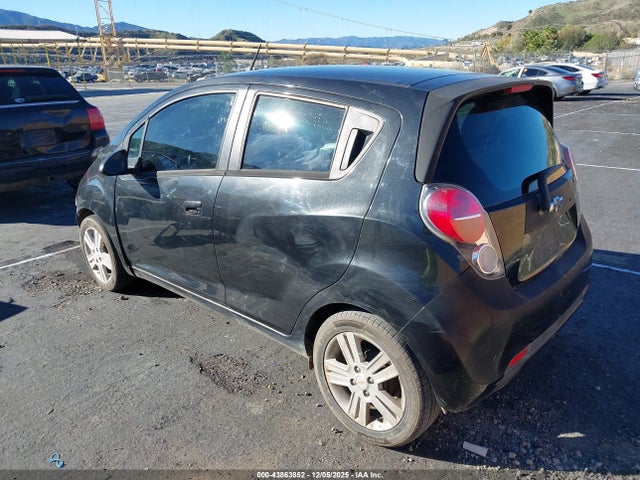 Chevrolet Spark 1lt Auto 2014 KL8CD6S94EC457313 Image 3