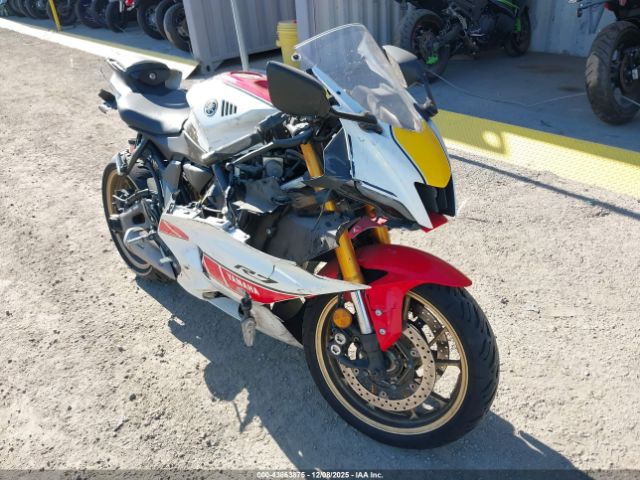 2022 YAMAHA YZFR7 JYARM38Y8NA001045