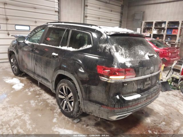2021 VOLKSWAGEN ATLAS 1V2LP2CA3MC582154 Photo 2