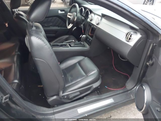 2005 FORD MUSTANG 1ZVFT82H155169020 Photo 4