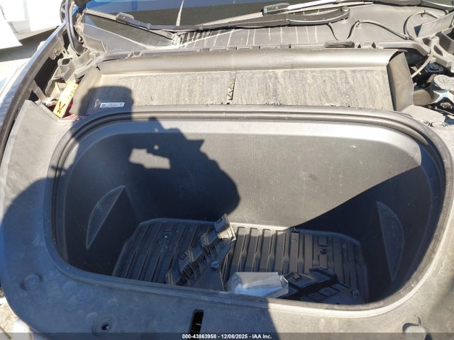 2023 TESLA MODEL Y 7SAYGDEF9PF972293 Photo 9