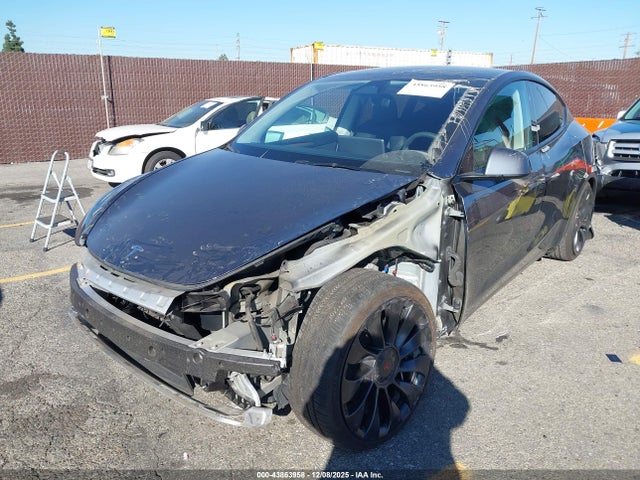 2023 TESLA MODEL Y 7SAYGDEF9PF972293 Photo 1