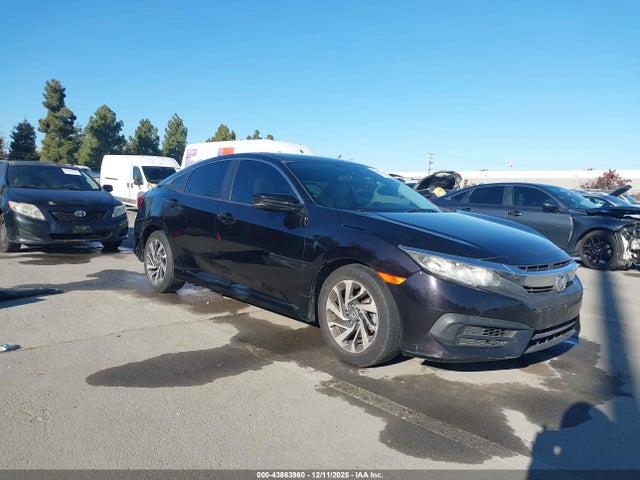 Honda CIVIC EX 2017 2HGFC2F70HH510844 zdjęcie główne