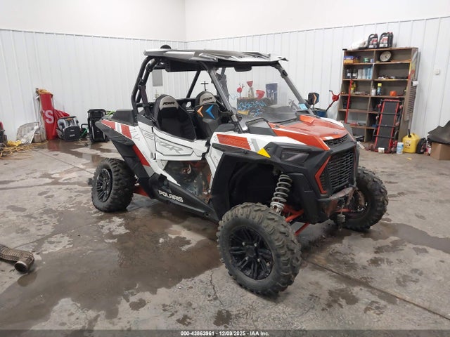 2019 POLARIS RZR 3NSVDE928KF588938