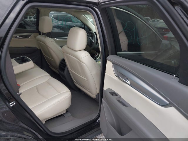 2017 CADILLAC XT5 1GYKNDRS8HZ225581 Photo 7