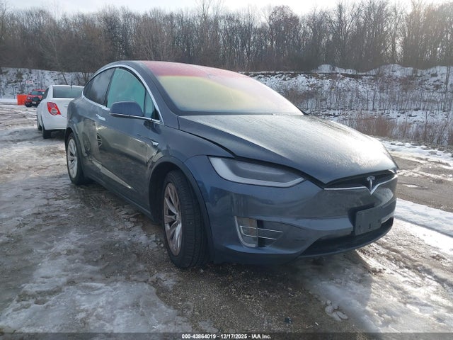 2017 TESLA MODEL X 5YJXCAE25HF059113 Photo 0