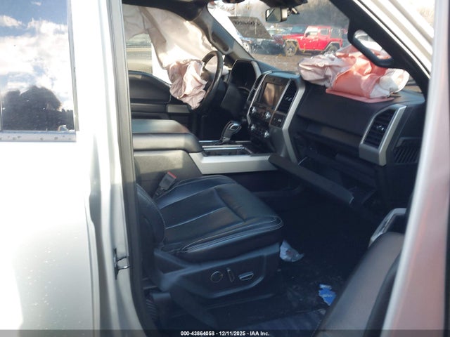 43864058 :رقم المزاد ، 1FTEW1EP2JFE51509 vin ، 2018 Ford F-150 Lariat مزاد بيع