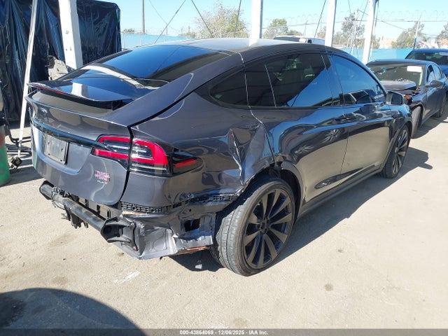 2022 TESLA MODEL X 7SAXCBE65NF356647 Photo 3