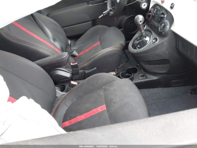 2015 FIAT 500 3C3CFFFH3FT598564 Photo 4