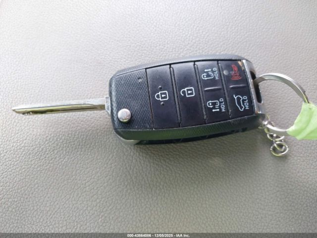 2018 KIA SEDONA KNDMB5C19J6389118 Photo 10