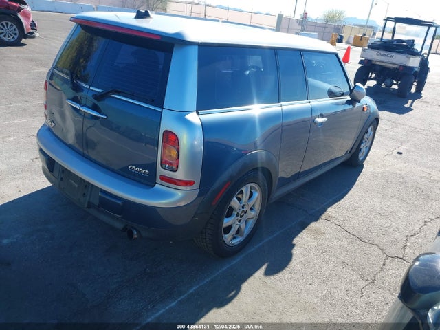2010 MINI COOPER CLUBMAN WMWML3C59ATX39057 Photo 3