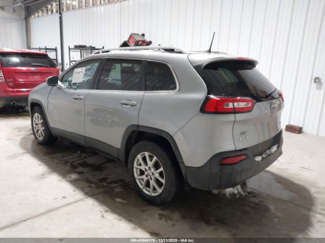 2017 JEEP CHEROKEE 1C4PJMCB4HW587764 Photo 2