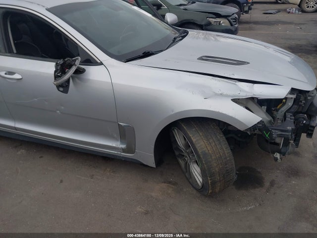 KNAE15LA2J6035980 KIA Stinger