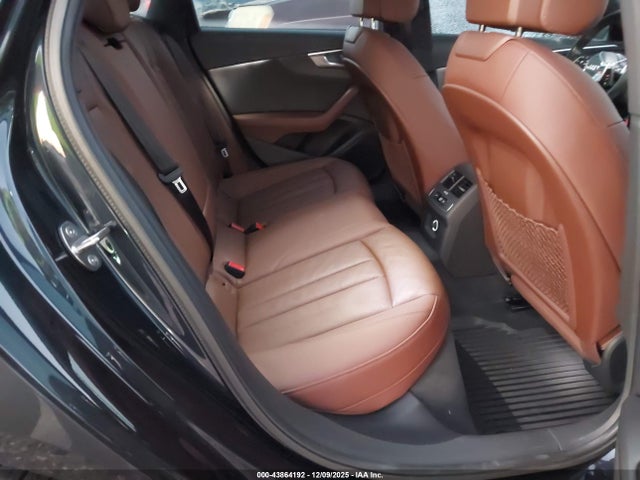 Aukcja sprzedaży 2017 Audi A4 2.0t Season Of Audi Ultra Premium, vin: WAUKMAF43HN059052, numer aukcji: 43864192