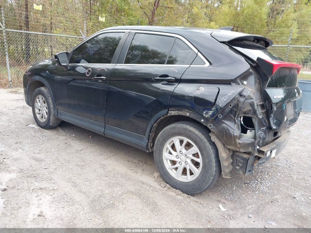 2019 MITSUBISHI ECLIPSE CROSS JA4AT3AA7KZ032649 Photo 2