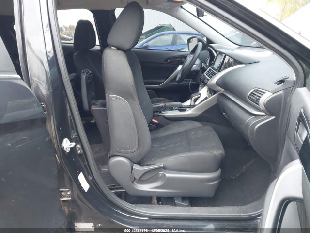 2019 MITSUBISHI ECLIPSE CROSS JA4AT3AA7KZ032649 Photo 4