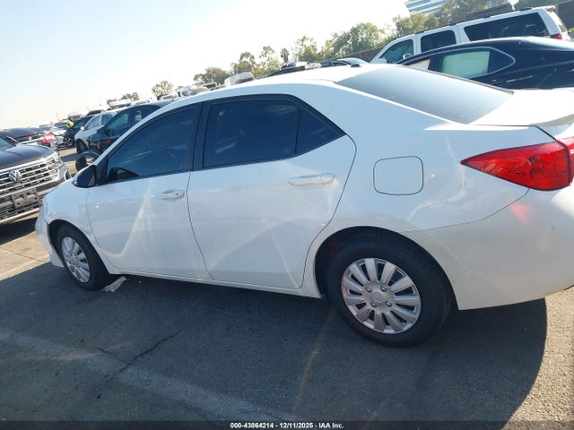 Toyota Corolla Xse 2018 2T1BURHE7JC077294 Image 14