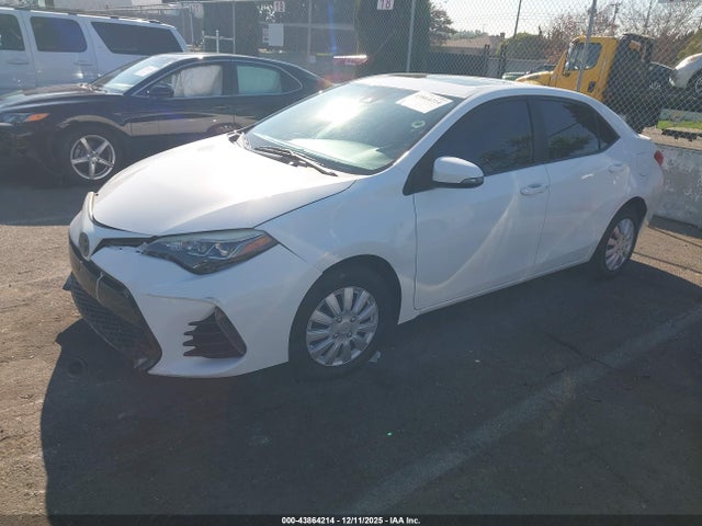 Toyota Corolla Xse 2018 2T1BURHE7JC077294 Image 2