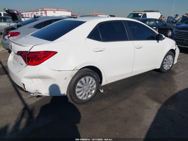 Toyota Corolla Xse 2018 2T1BURHE7JC077294 Image 4