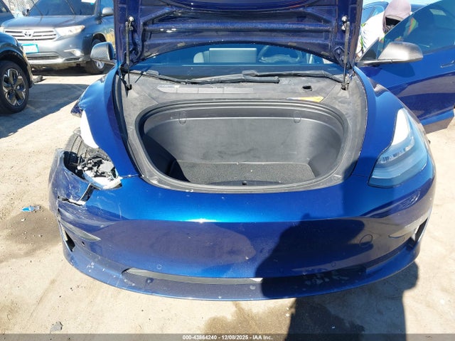2018 TESLA MODEL 3 5YJ3E1EA3JF015598 Photo 9