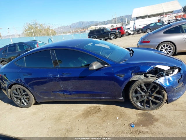 Tesla MODEL 3 2018 5YJ3E1EA3JF015598 Image 13