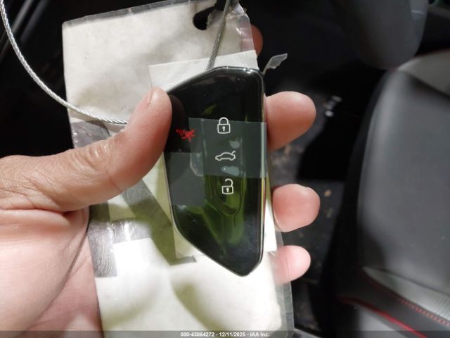 2025 VOLKSWAGEN GOLF GTI WVW3A7CD2SW218751 Photo 10