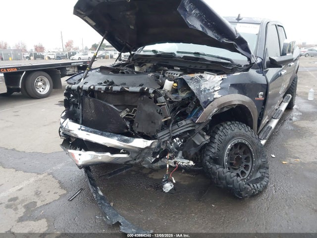 3C6UR5KL4HG740791 RAM 2500 Laramie 4x4 8&#039; Box