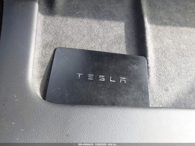 2024 TESLA MODEL Y 7SAYGAEE0RF202542 Photo 10