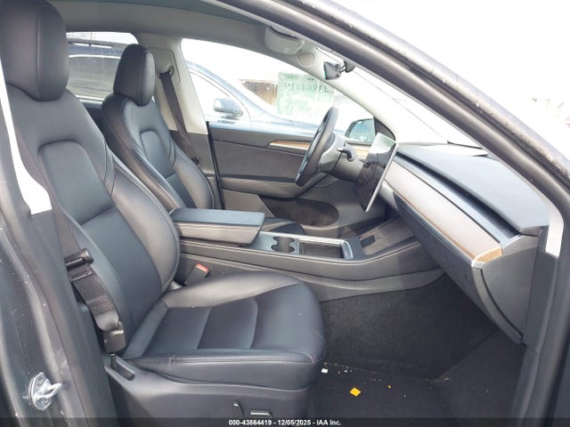 2024 TESLA MODEL Y 7SAYGAEE0RF202542 Photo 4