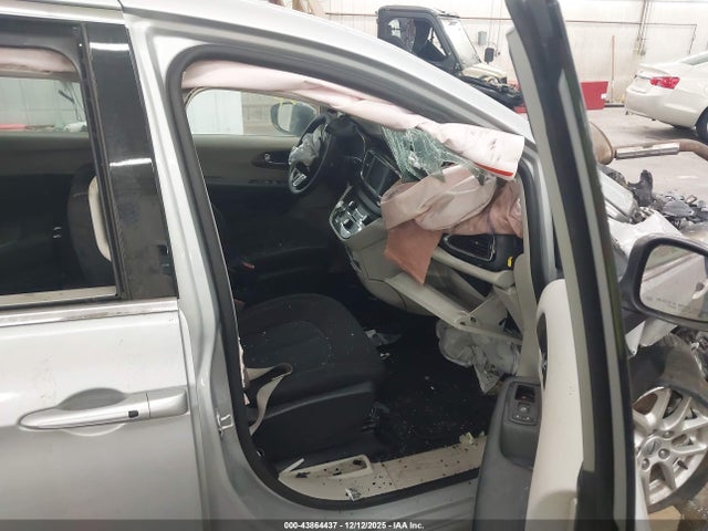 Aukcja sprzedaży 2024 Chrysler Voyager Lx, vin: 2C4RC1CG9RR183642, numer aukcji: 43864437
