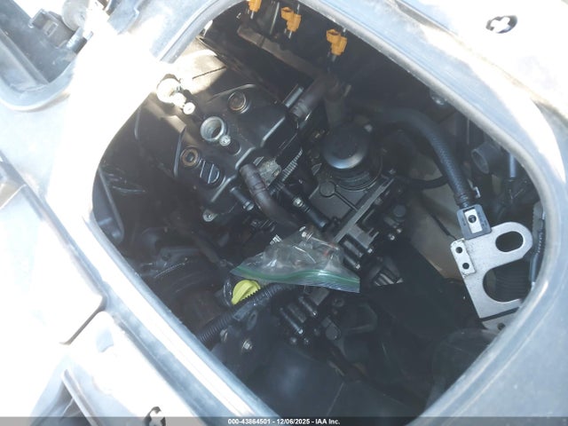 Yamaha Waverunner 2017 YAMA0437L617 Image 10