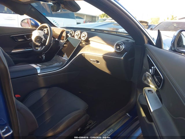 W1KMJ4HB3RF035112 Mercedes-Benz Cle 300 4matic