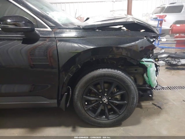 Продажа на аукционе авто 2023 Honda Cr-v Hybrid Sport, vin: 2HKRS5H5XPH706341, номер лота: 43864528