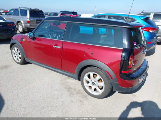 2009 MINI COOPER CLUBMAN WMWML33589TX33665 Photo 2