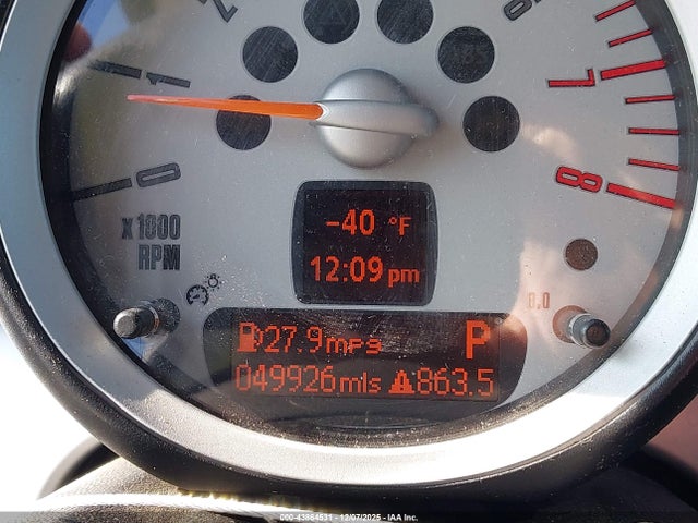 2009 MINI COOPER CLUBMAN WMWML33589TX33665 Photo 6